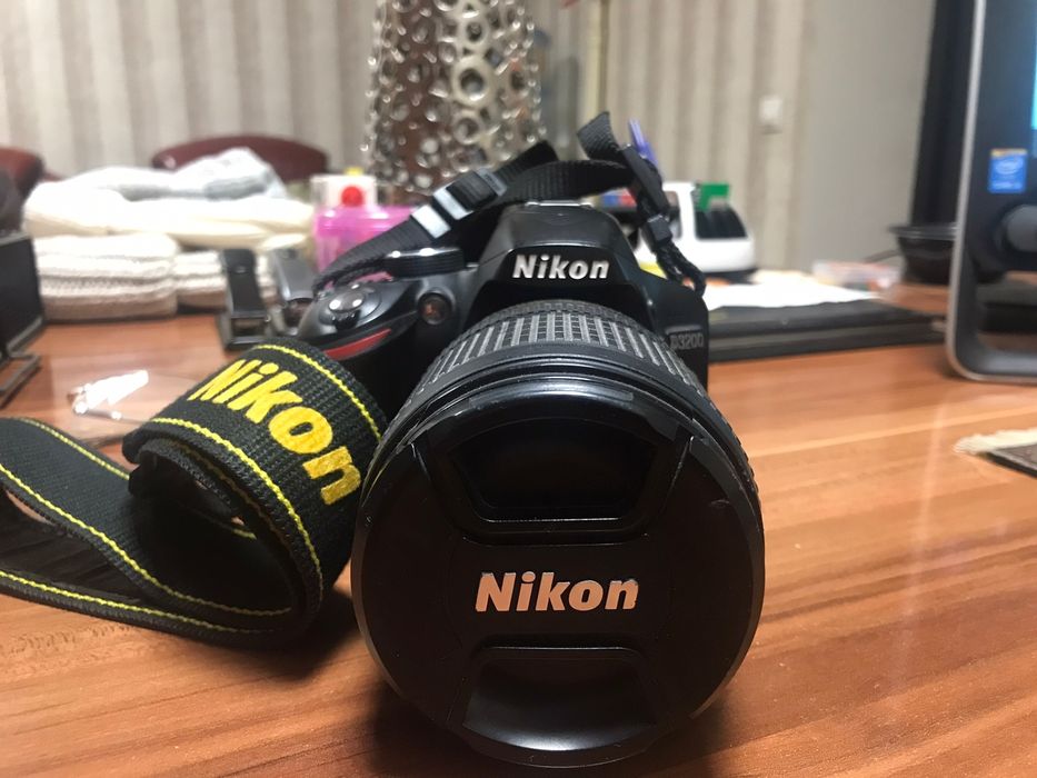 Продам фотоаппарат Nikon D3200