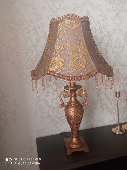 Лампа настольная