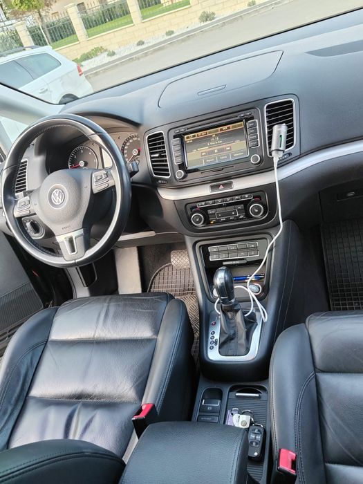 VOLKSWAGEN Sharan 2012 — imagine 4