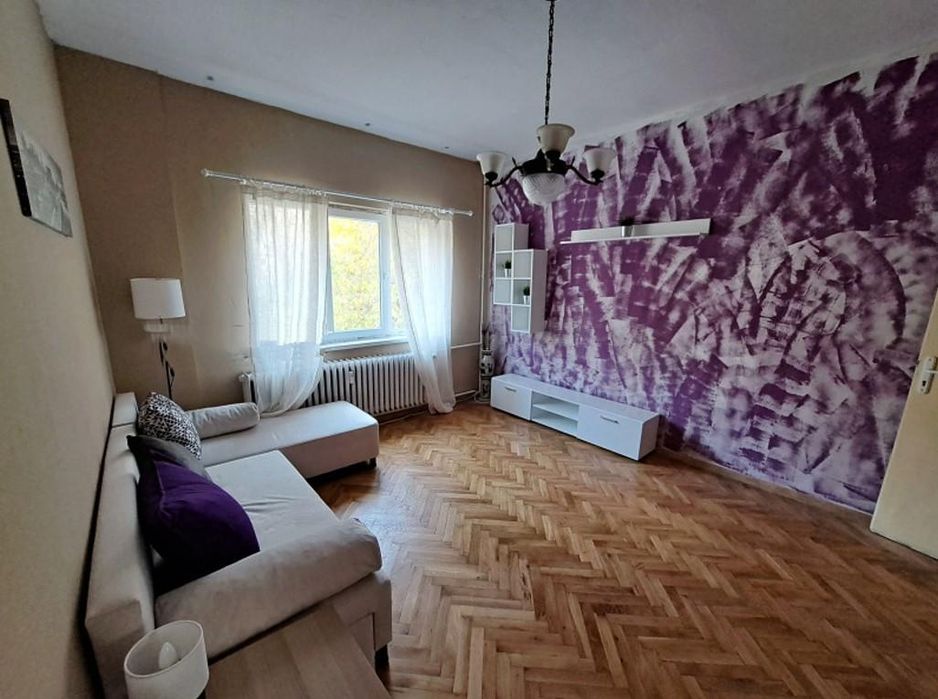 Дава се под наем Едностаен апартамент в София, Център - 50 кв.м за 440 € - Снимка #2