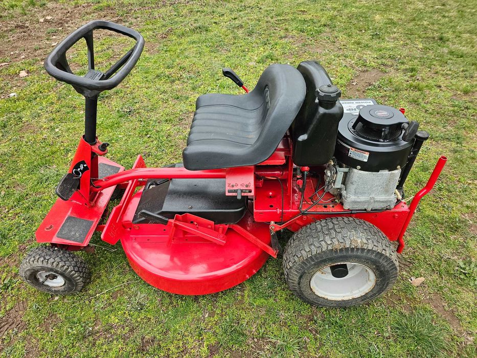 Тракторна Косачка Briggs&Stratton/SNAPPER. Като НОВА