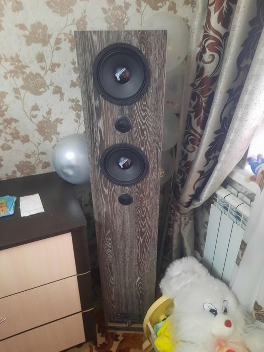 Продам мощные колонки