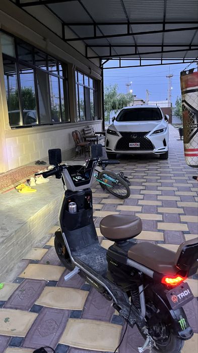 Продаю скутер TADI Tank R5