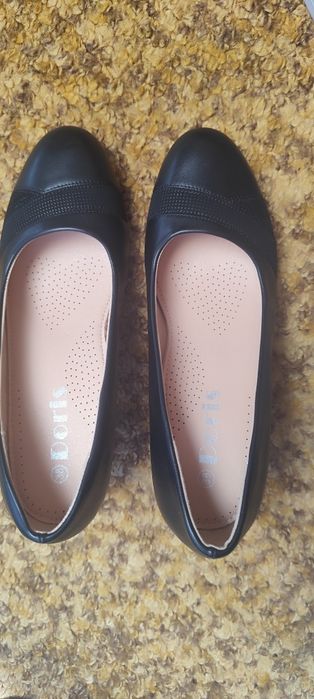 Стилни, удобно, черни обувки