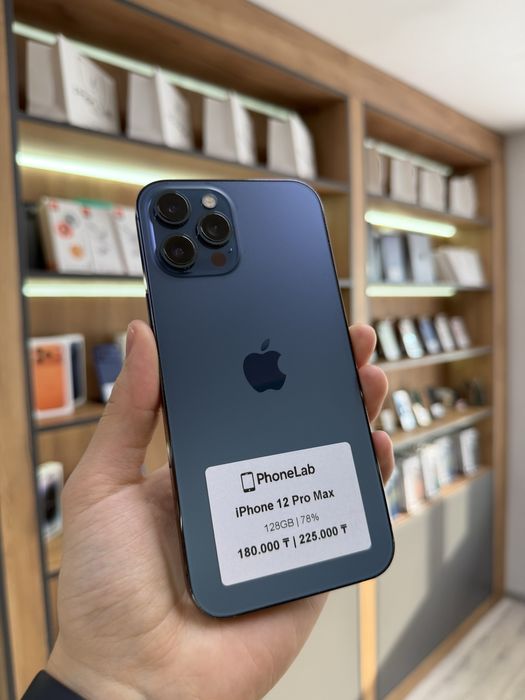 iPhone 12 Pro Max 128 GB / PhoneLab