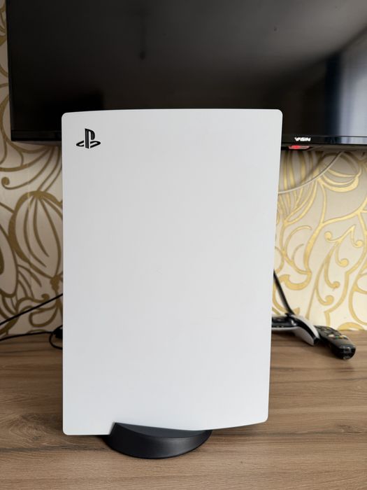 Продам PS 5 (плэйстейшн 5)
