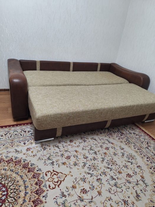 Диван расладной и кресло