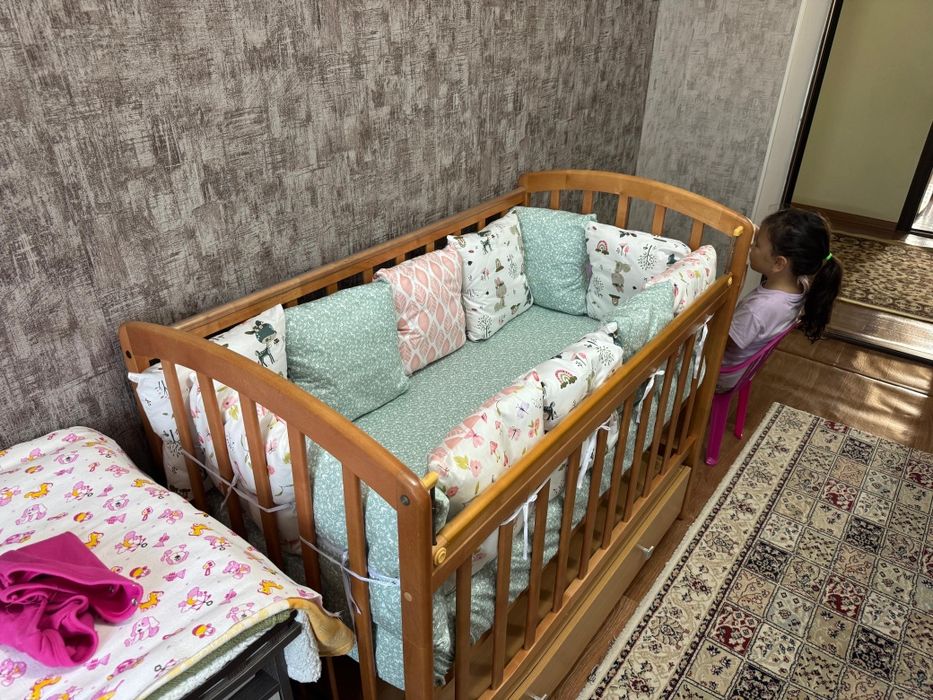 Детская кроватка