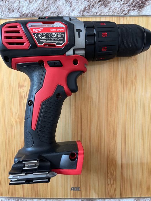 Продавам чисто нови Импакт и винтоверт