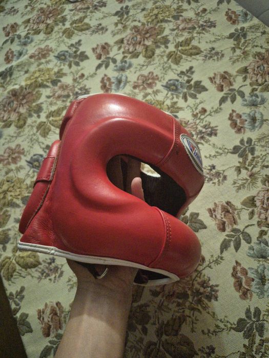 Продам шлем бокс,мма