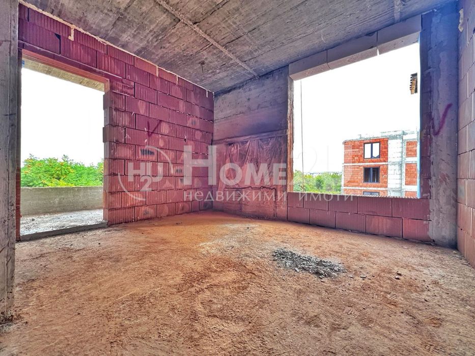 Продава се Двустаен апартамент в Пловдив, Остромила - 61 кв.м за 1181 €/кв.м - Снимка #4