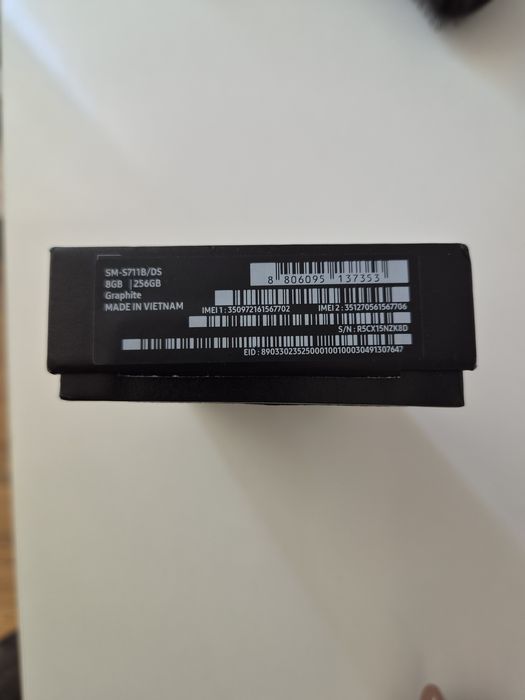 Samsung Galaxy S23 FE, 256GB, цвят Graphite супер запазен