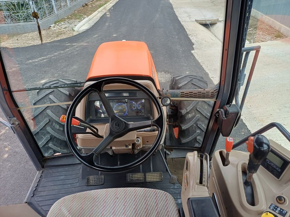 Tractor Kubota m128x, 128 cp, an 2010