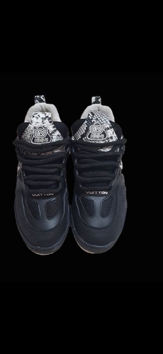 louis vuitton skate snake