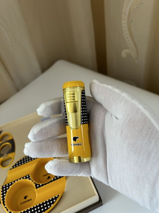 Комплект Cohiba – запалка с 4 пламъка, пънч, ножче и пепелник за пури