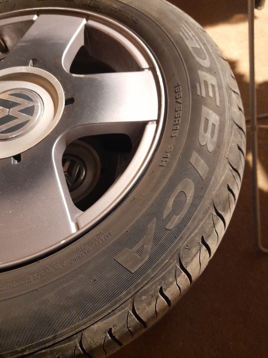 Jante aluminu cu cauciuguri