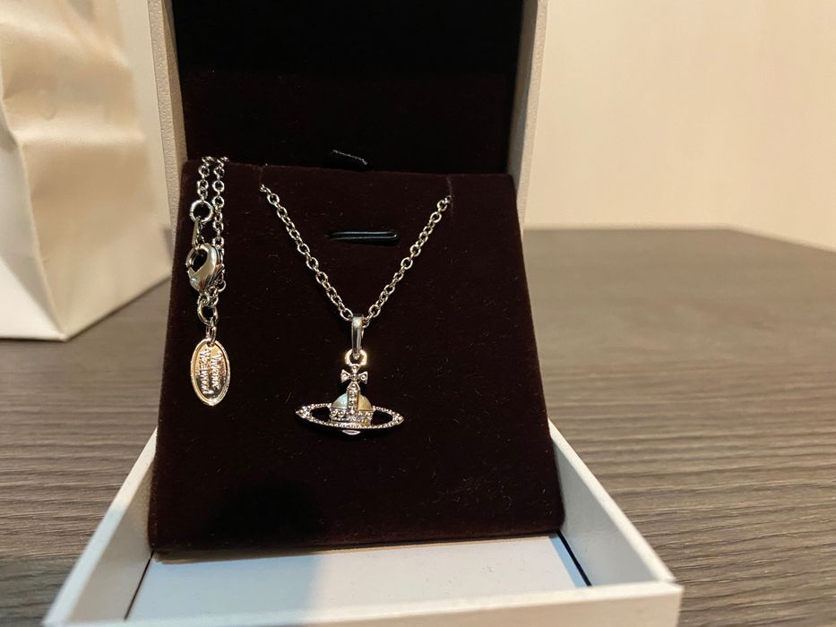 Latisor Vivien Westwood / Vivienne Westwood