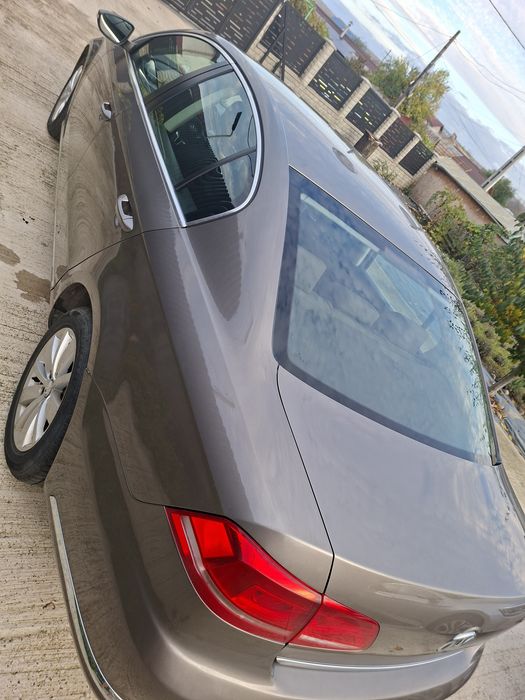 VOLKSWAGEN Passat 2011 — imagine 2