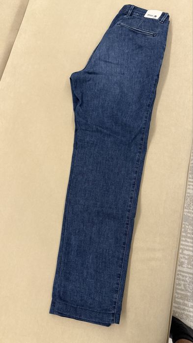 Продам джинсы от Brax оригинал новые