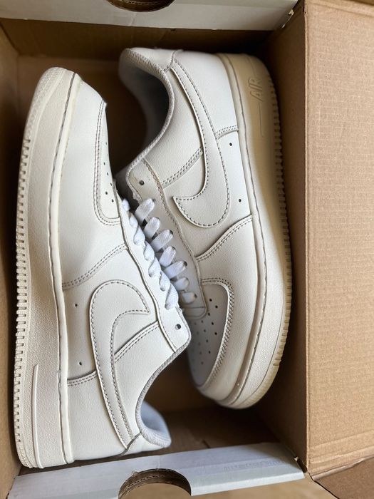 Nike AIR FORCE 1 pe Alb