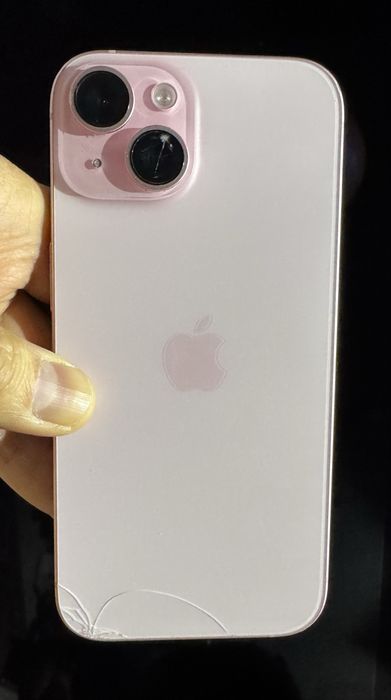 Розовый iPhone 15 / 256Gb
