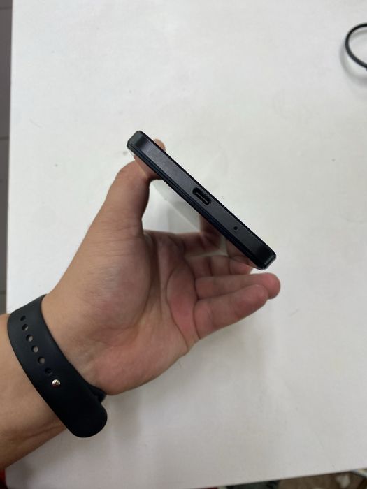Redmi A3X (64GB) в идеальном состояний