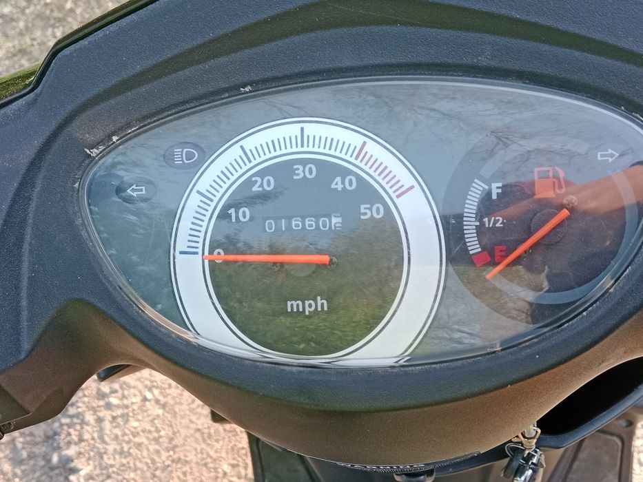 Продам мопед 125 кубов м12