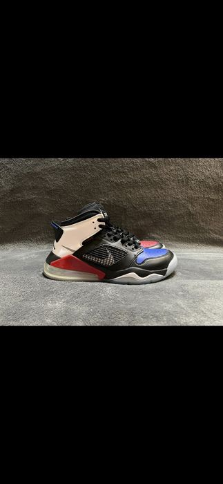 Nike Air Jordan Mars 270 Top 3