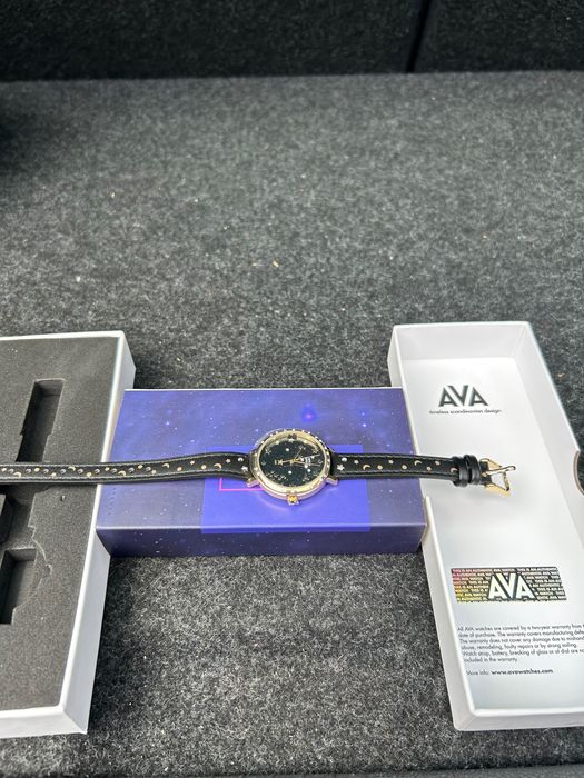 Mr.O by AVA Kelis Midnight Snacks Guld Svart