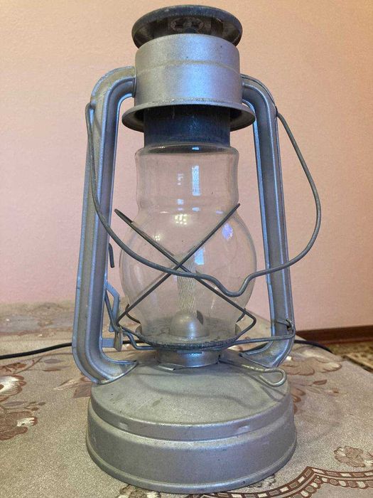 Керосиновый лампа сотилади