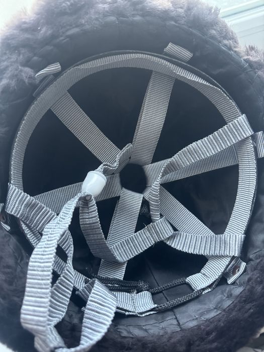 Зимняя каска