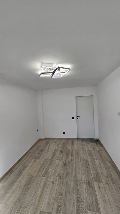 Apartament  de vanzare!