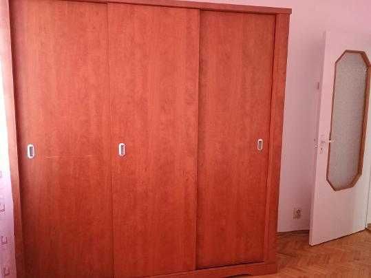 Inchiriez apartament 3 camere conf. 1 la pret de doua camere imediat ocupabil