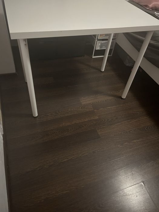 Masă albă multifuncțională – aproape nouă