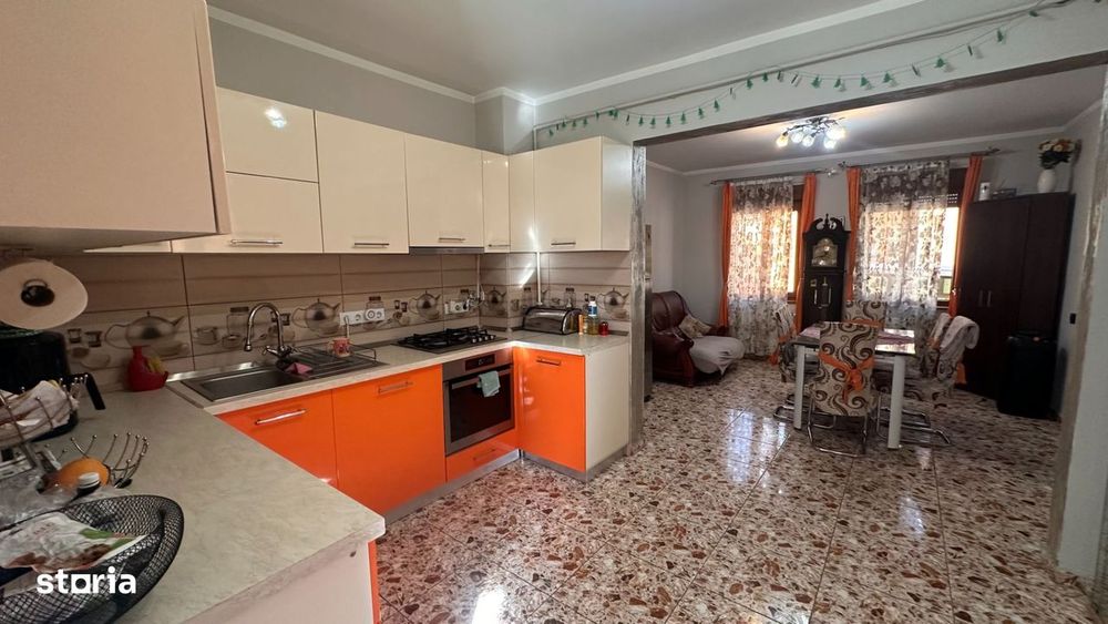 Casa individuala 4 camere zona Lazaret