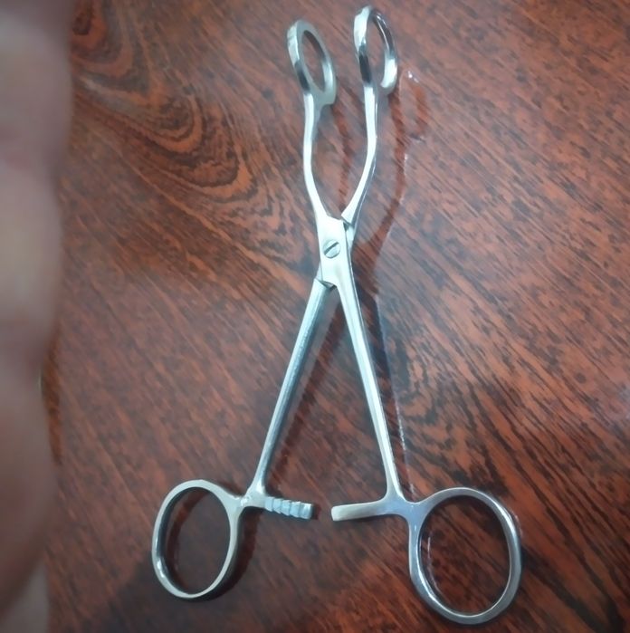 Медицинские инструменты для хирургии, челюстно лицевой хирургии и стом