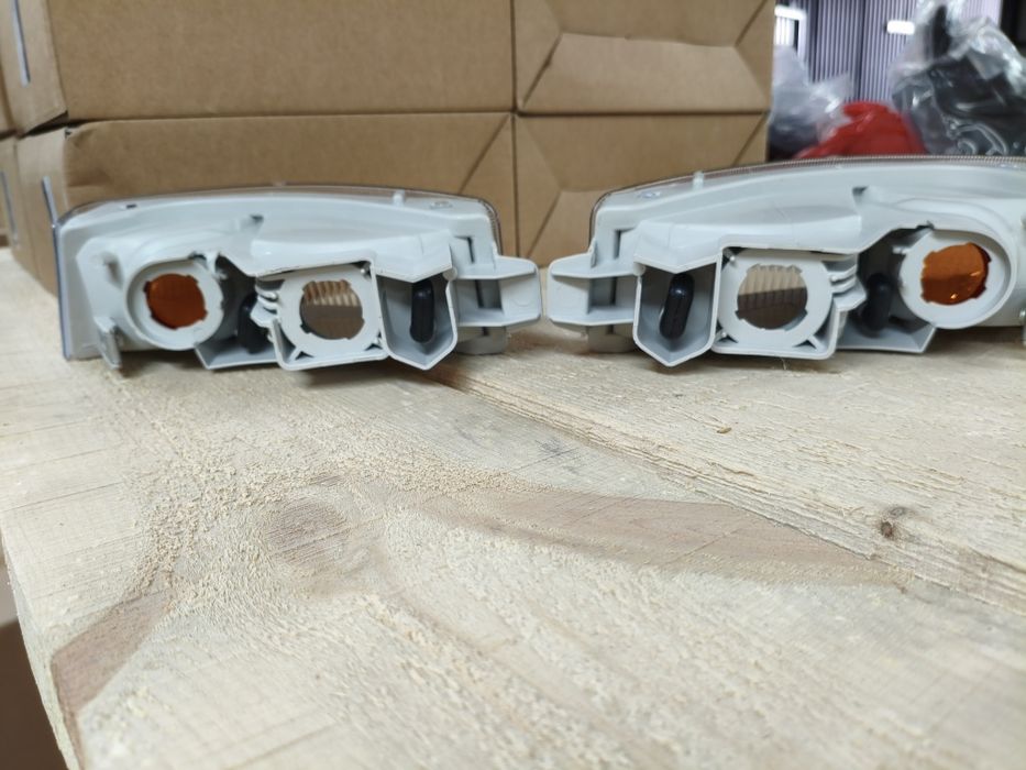 Продаю туманки Тойота Марк/MARK 2