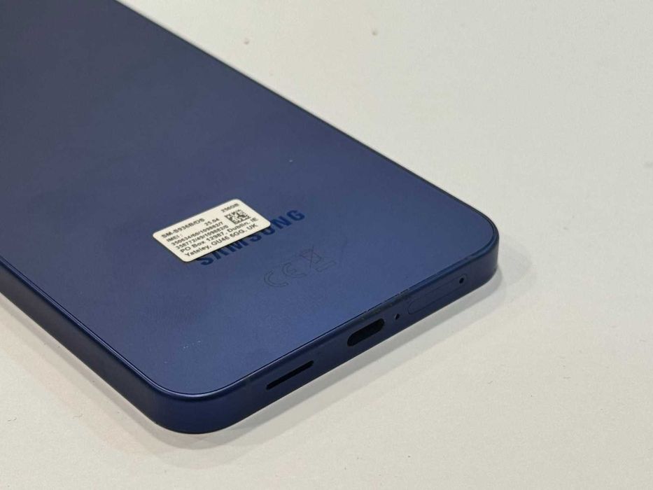 Samsung Galaxy S25+ 5G 256GB 12GB RAM Dual