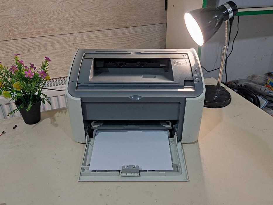 Принтер Canon LBP2900 черно белый ксерокс