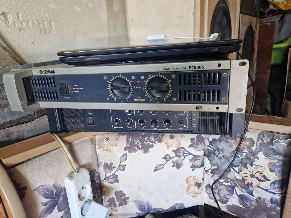 Продам колонки с усилителем