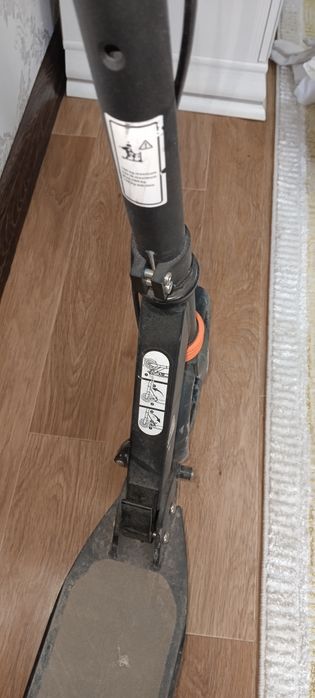 Самокаты подростков.