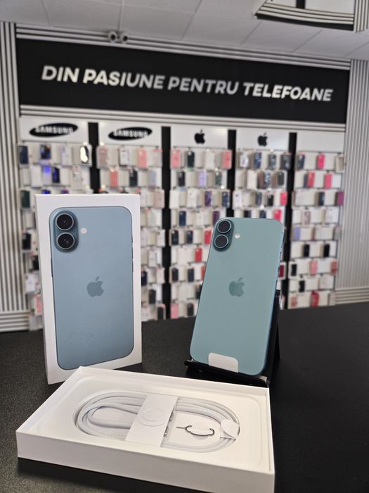 Iphone 16 / Black/Teal/Pink/Ultramarine / DeluxGSM