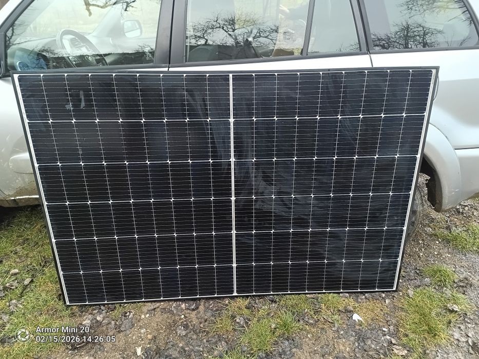 Соларен панел + Контролер