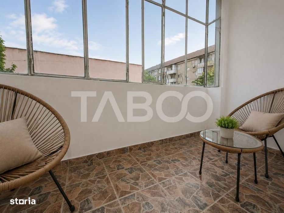 Strand etaj 1 Apartament decomandat 50 mpu balcon pivnita