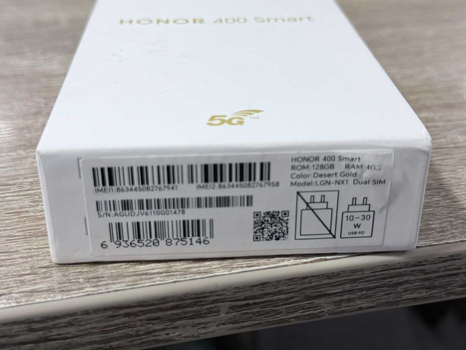 Телефон Honor 400 Smart