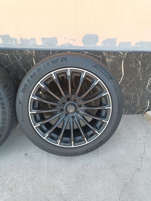 Vossen Diska Balon 215 50 R17 Holati Yaxshi