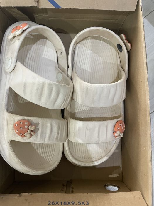 Көктемгі аяқ киім, қыз балаға