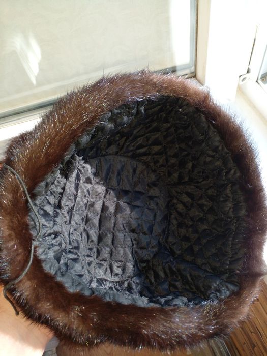 Продам      шапку