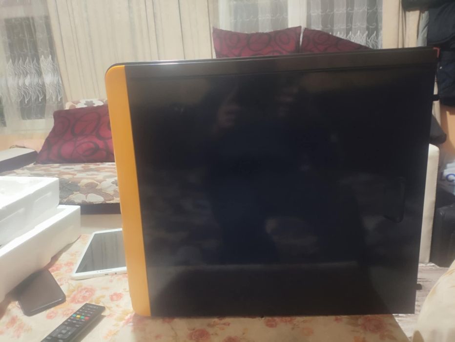 Компютър 6 ядрен