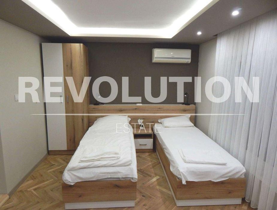 Едностаен апартамент в района на Център!